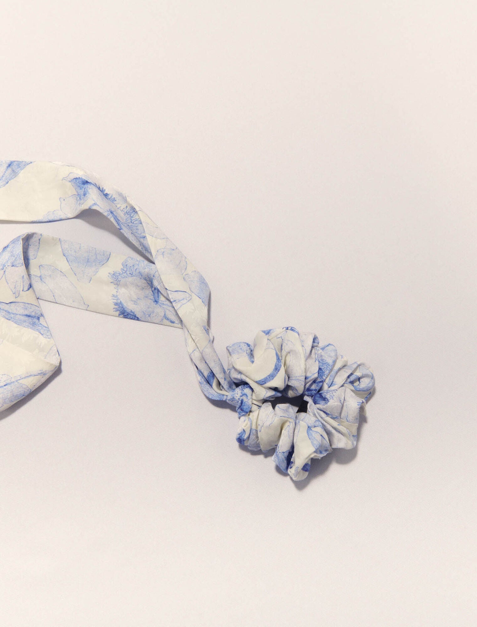 White/Blue-Watercolour theme scrunchie