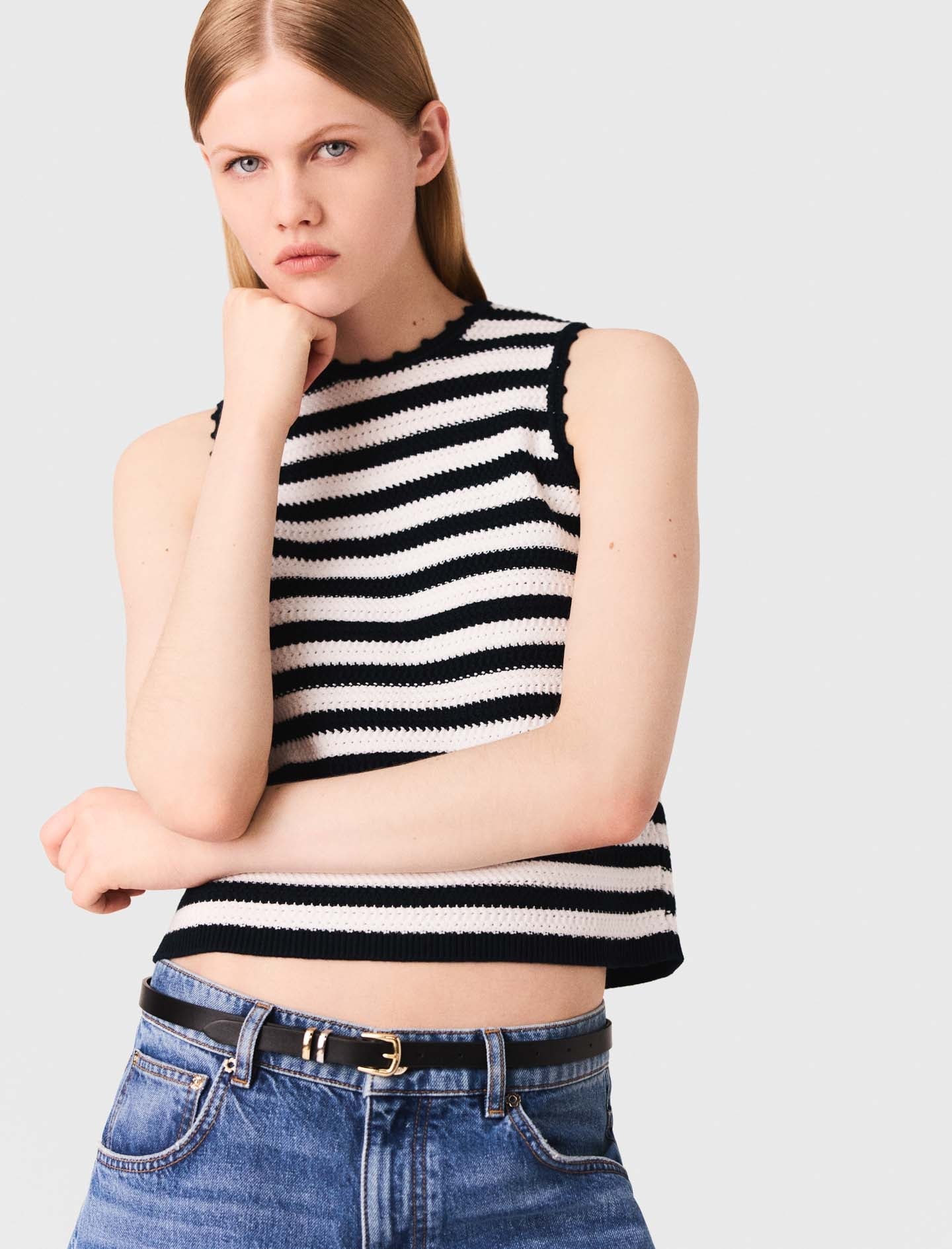 Thin belt with square buckle