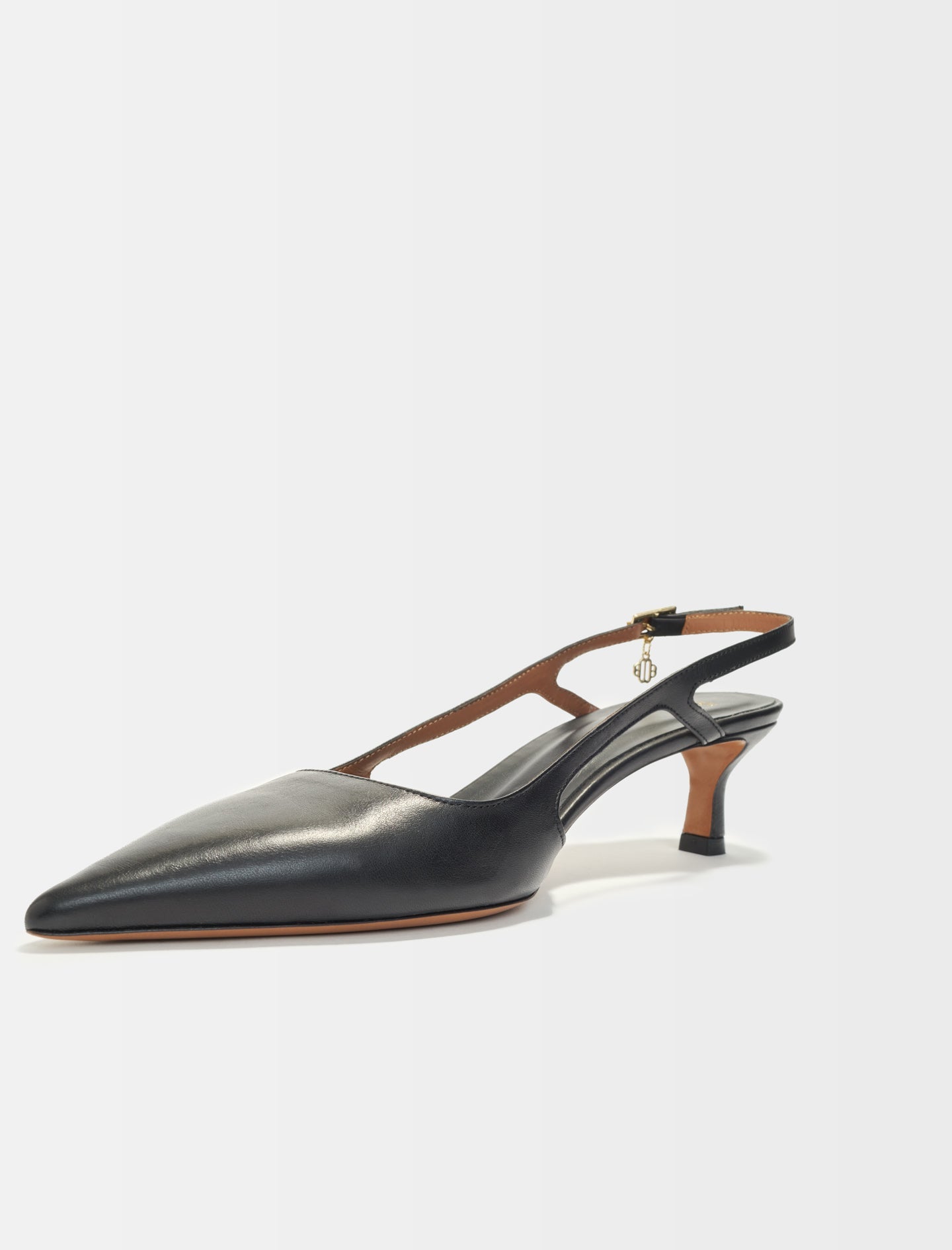 Black-POINTED-TOE PUMPS WITH STRAPS