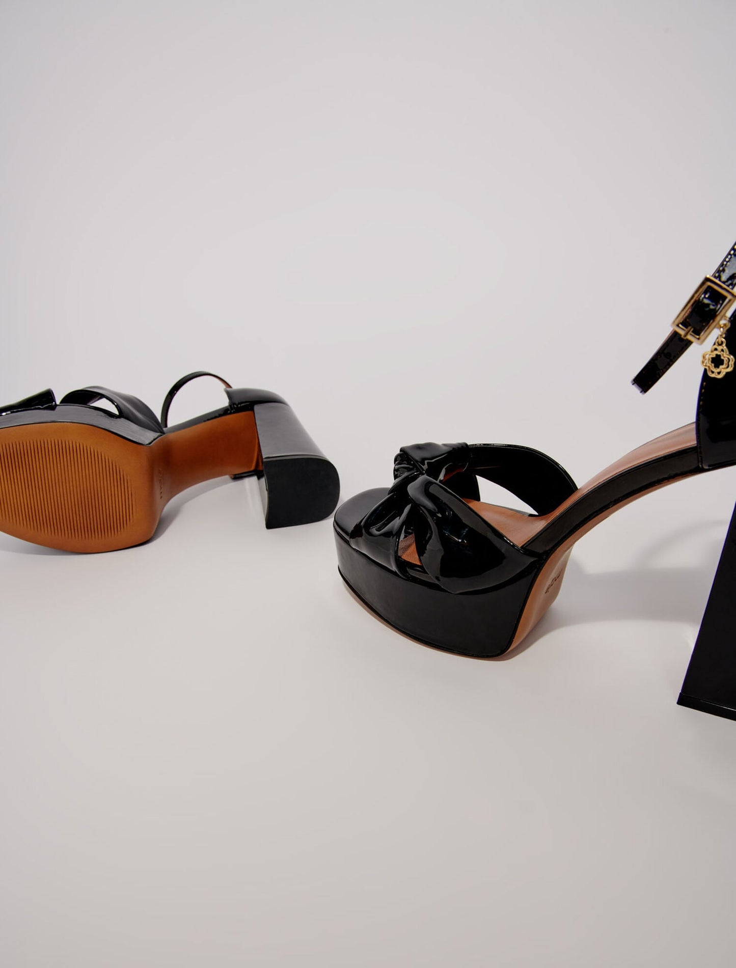 Black  -Leather platform sandals