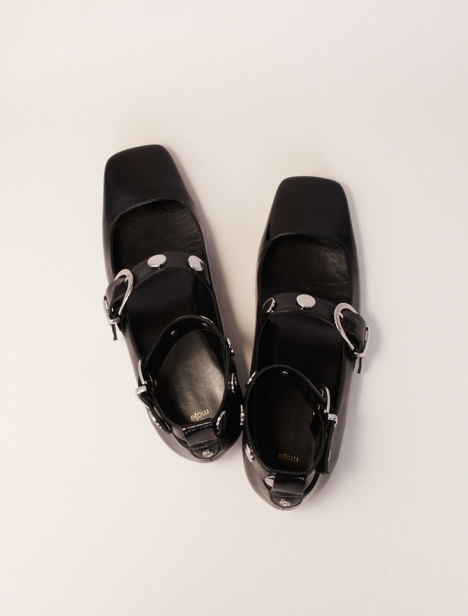 Black-Studded leather Mary Jane pumps