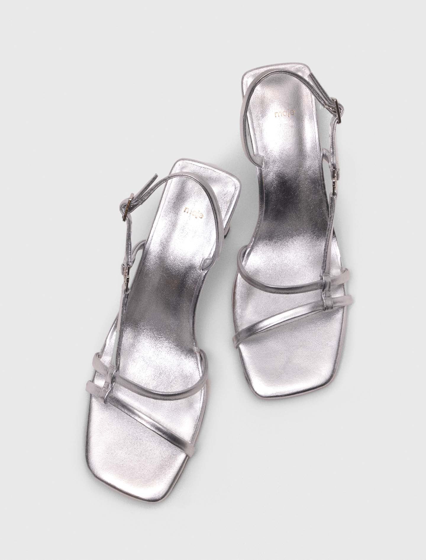Silver Metallic strappy sandals with heel