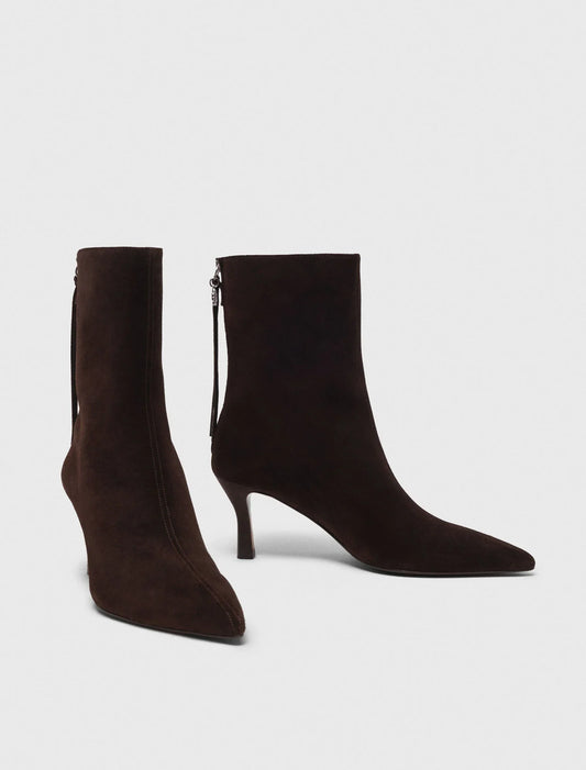 Zipped suede ankle boots