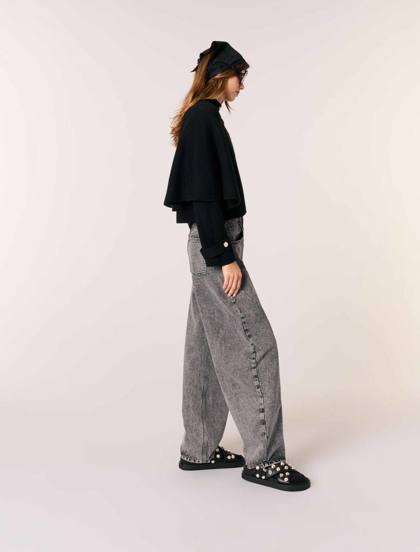 Black-Cape-effect cardigan