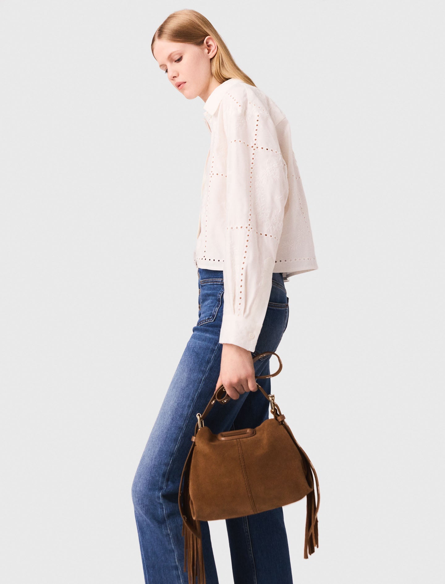 Short embroidered shirt