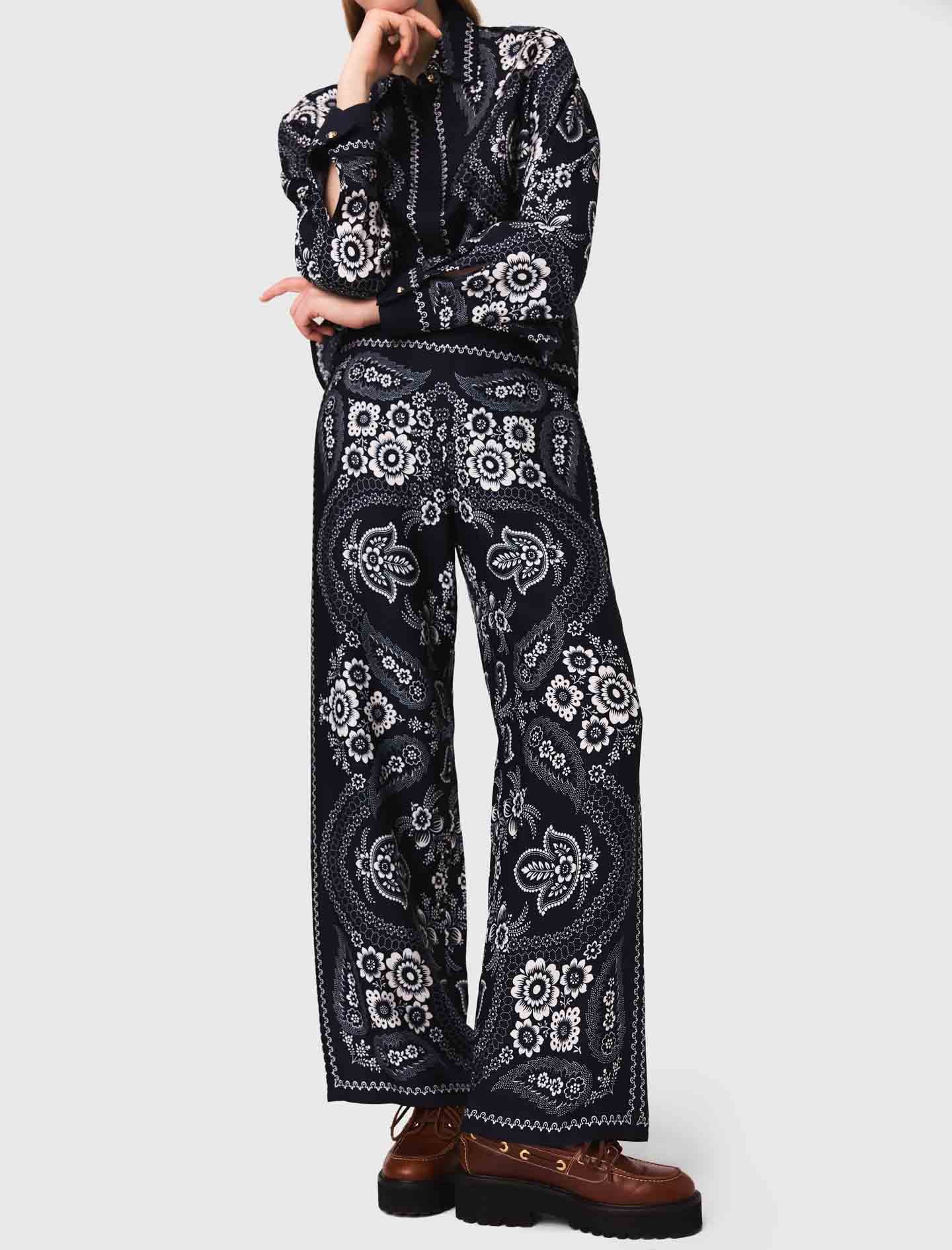 Flowing paisley print trousers
