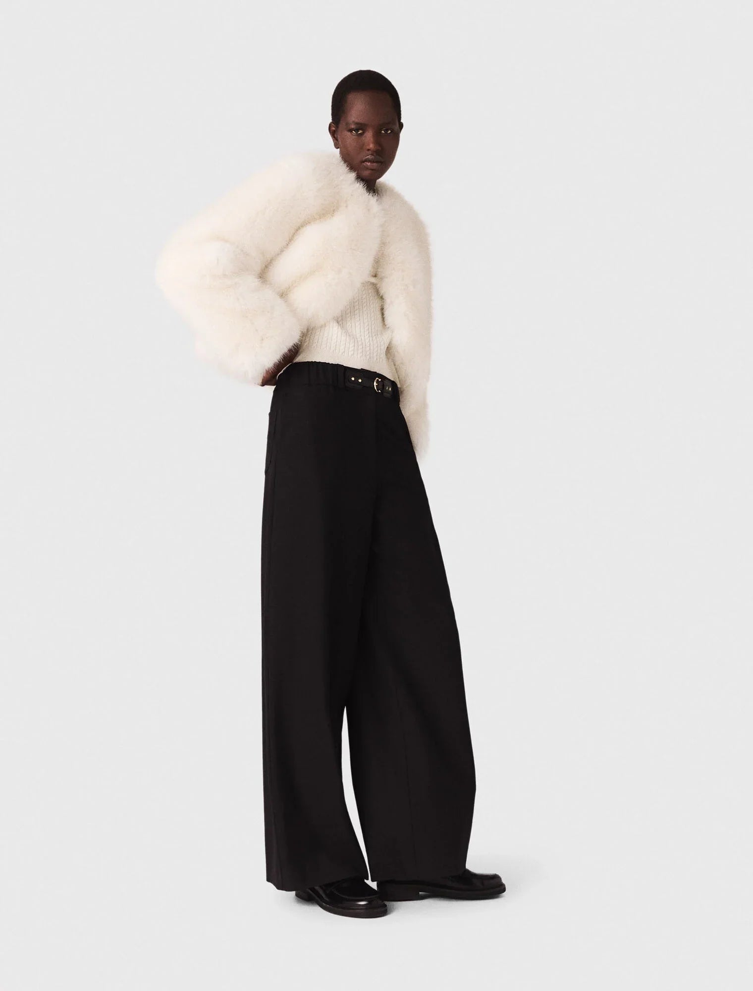 Wide-leg suit trousers