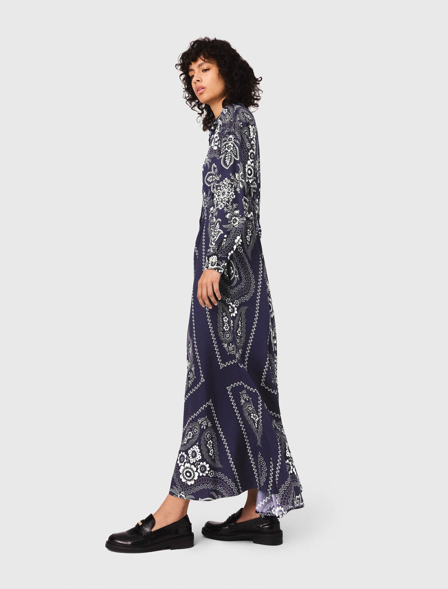 Patterned flowing maxi dress