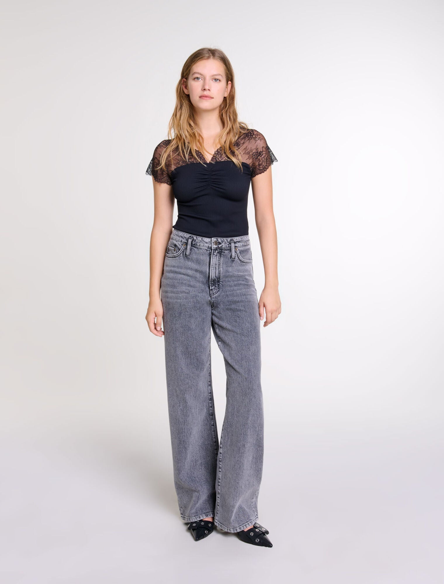 Black-featured-Lace Top