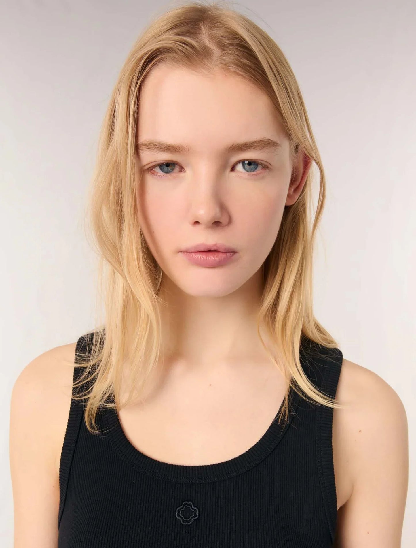 Black-Rib knit tank top