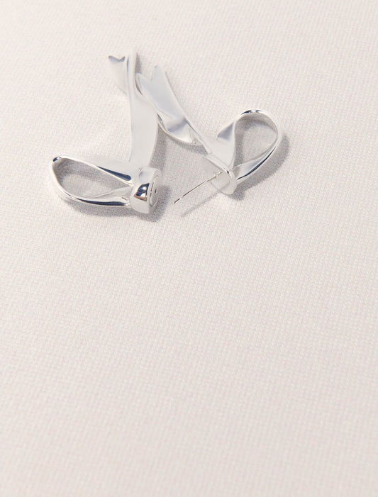 Silver-Silver bow earring