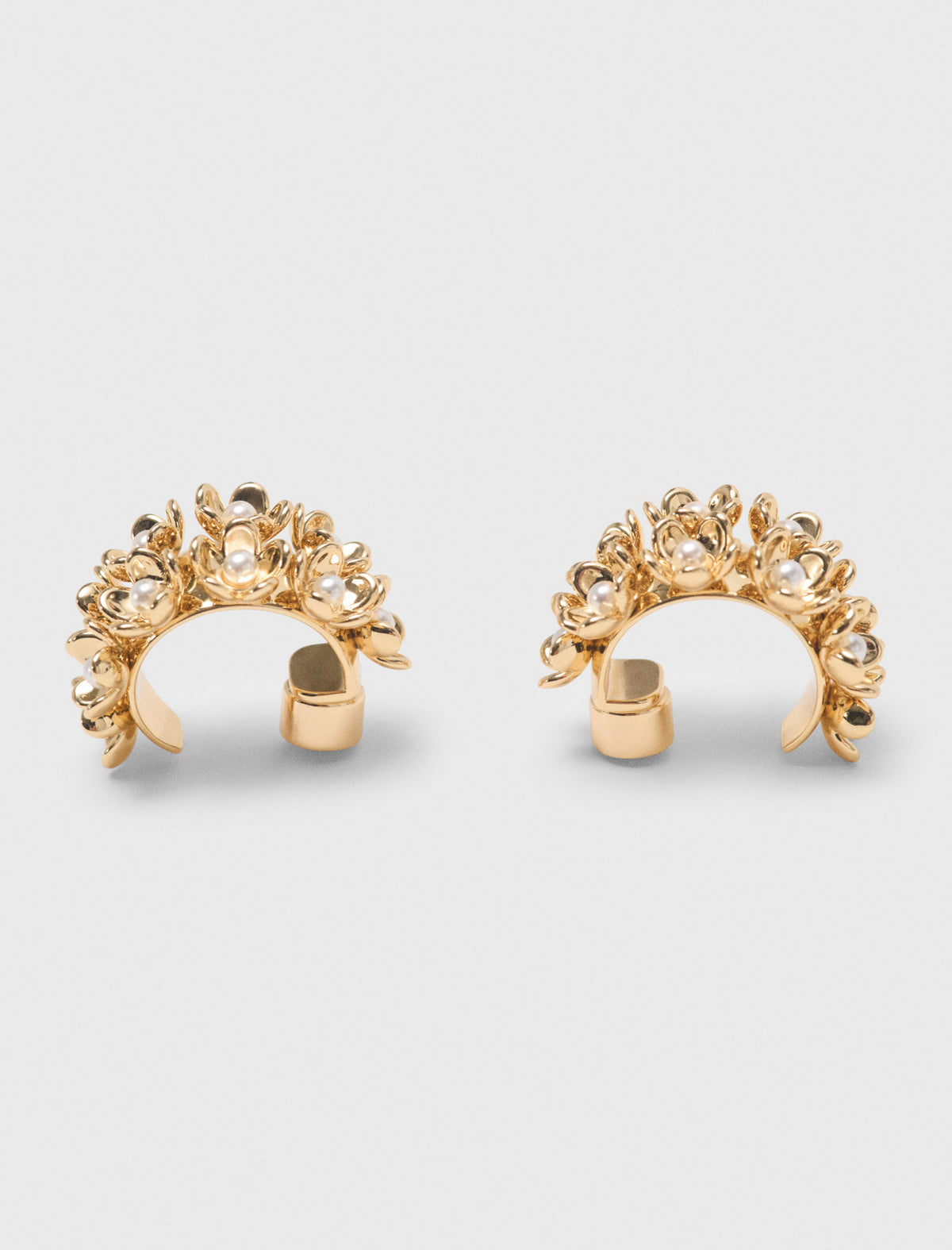 Rhinestone flower hoop earrings Gold