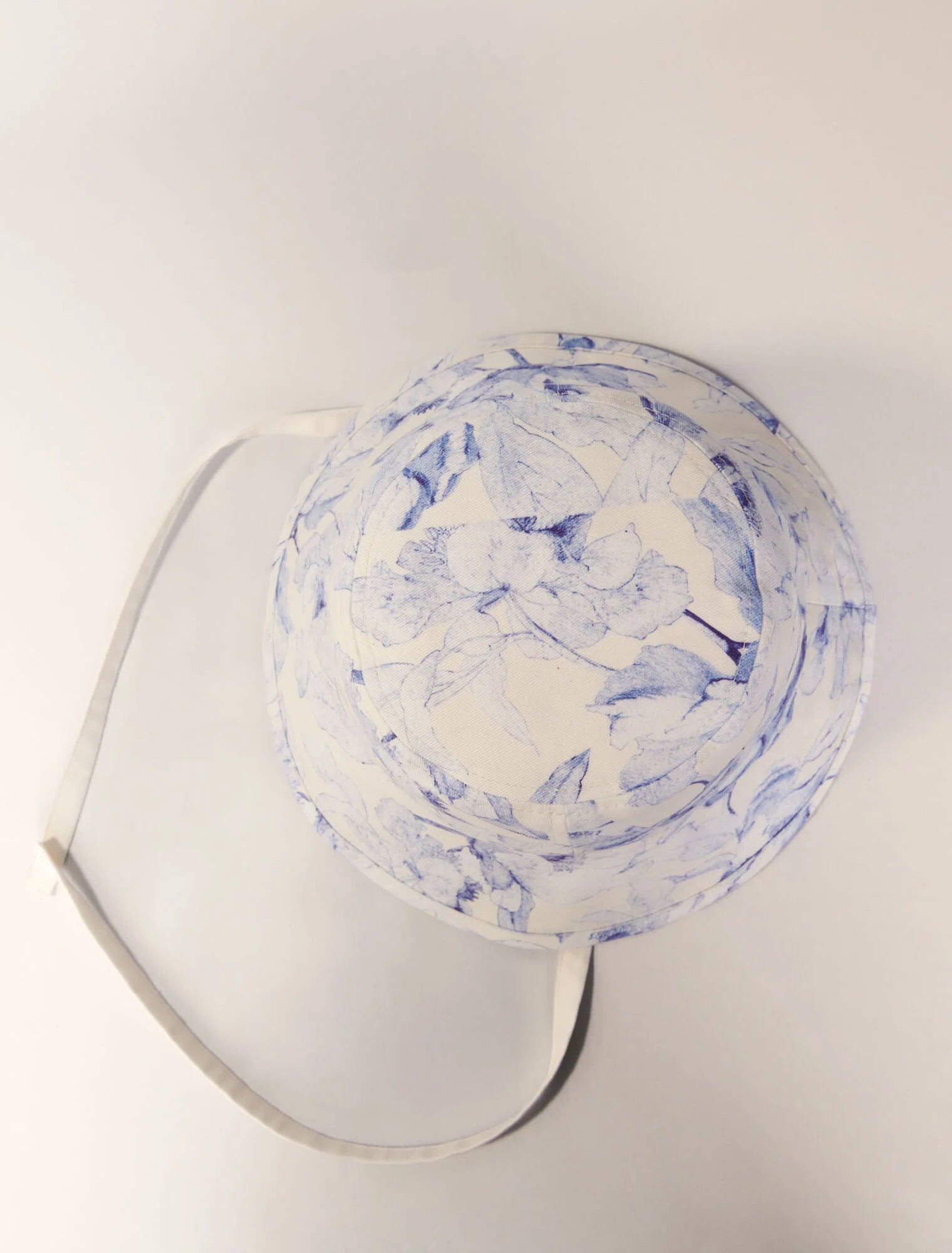 White/Blue-Watercolour themed long bucket hat