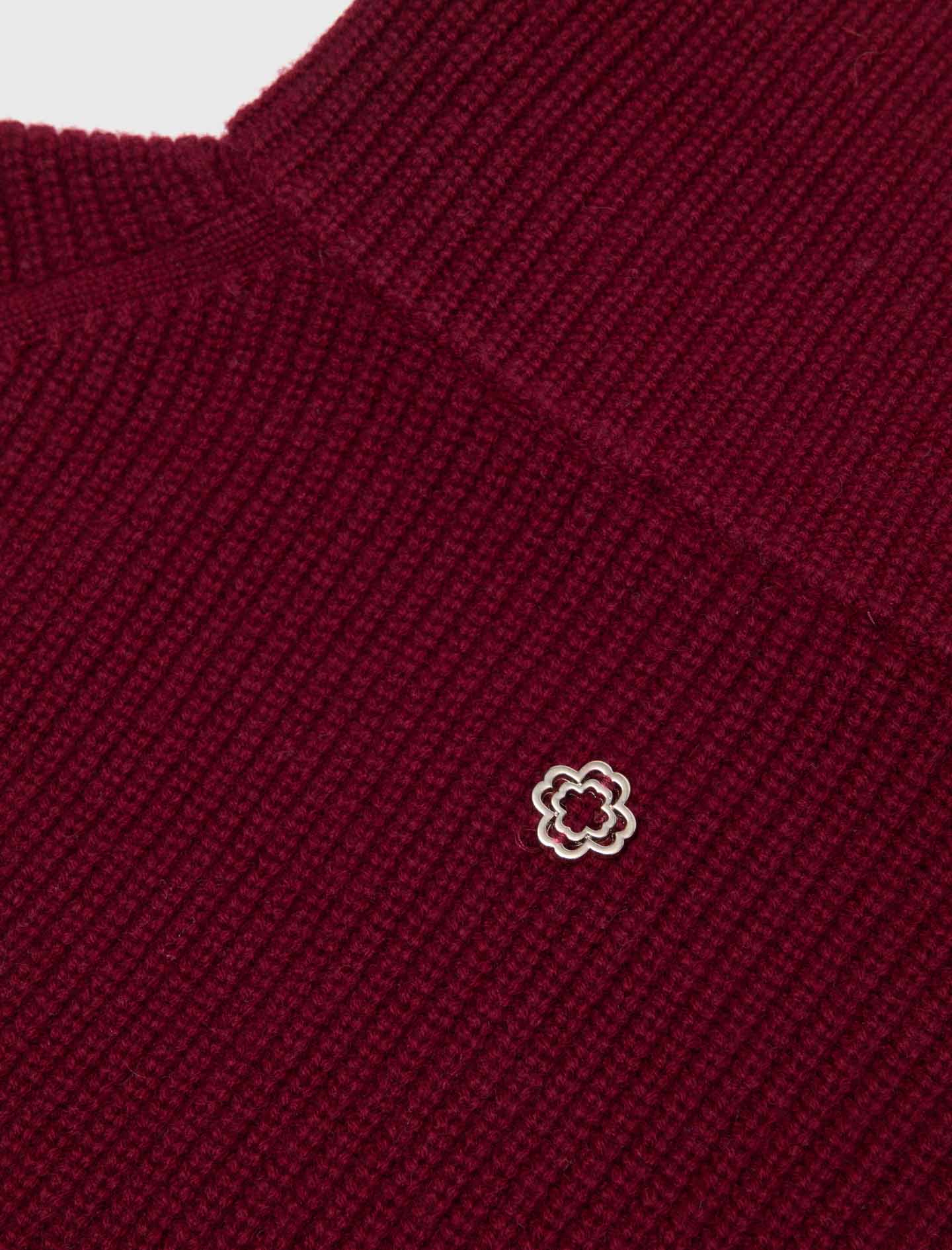 Knit collar
