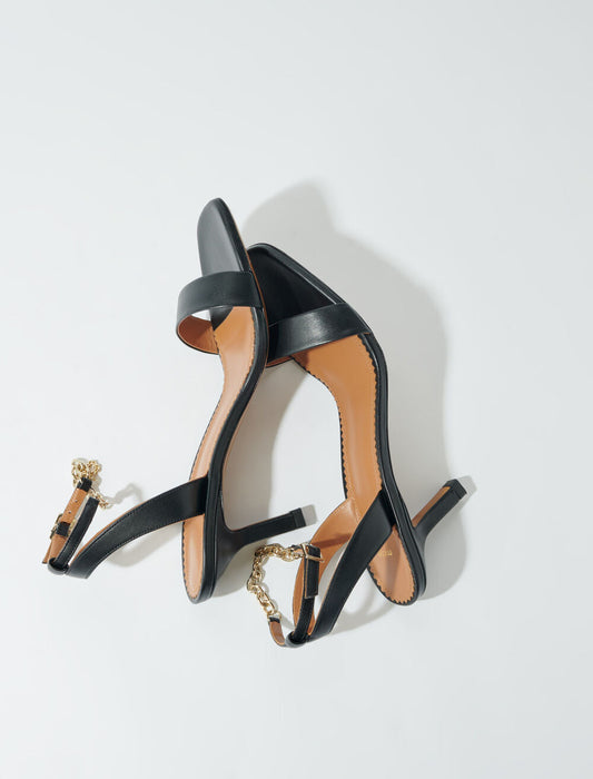 Black-Leather sandals with heels
