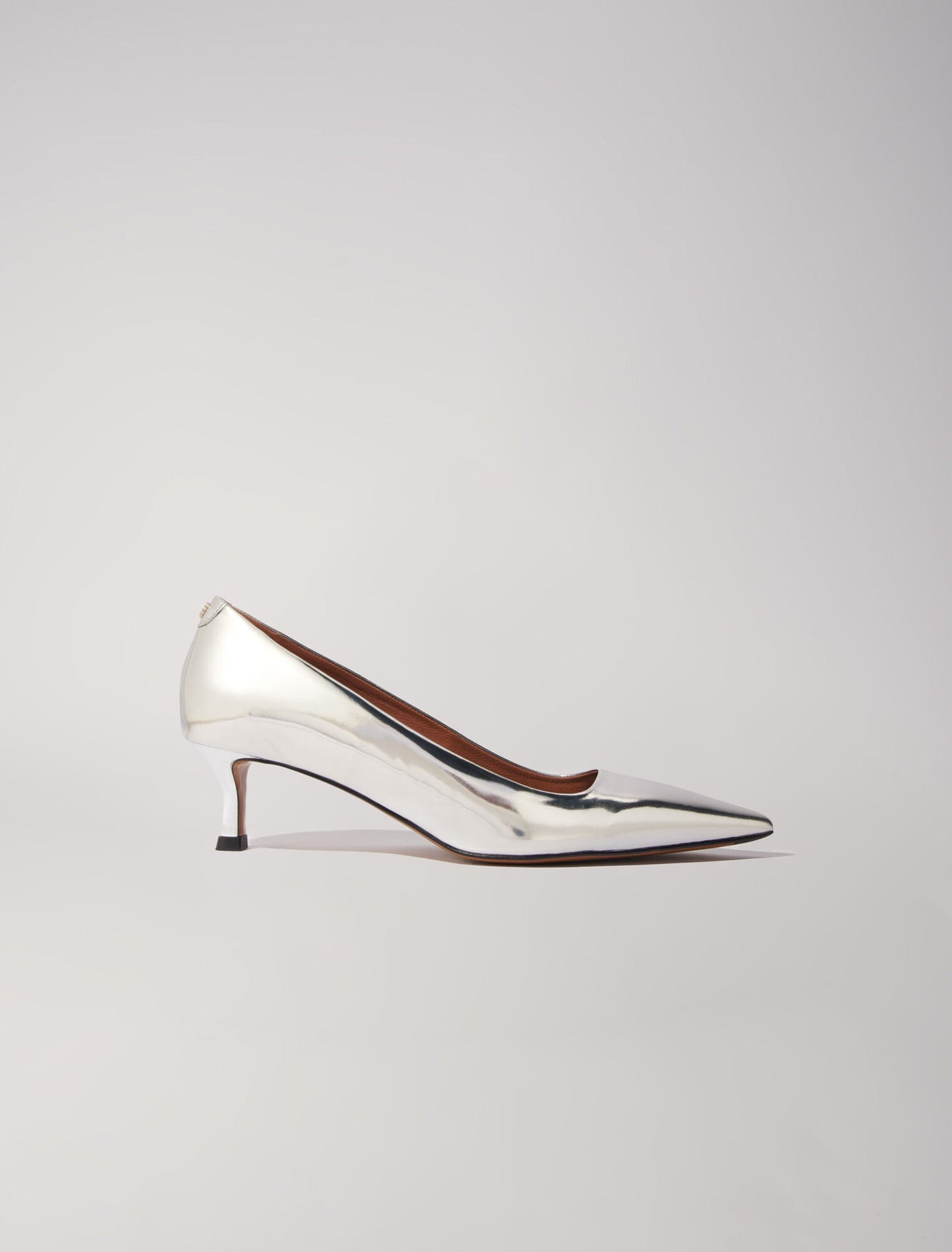 Silver   Pointed mirrored leather pumps