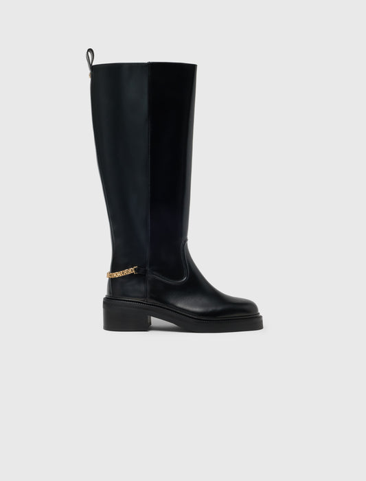 Flat leather boots with chain Black