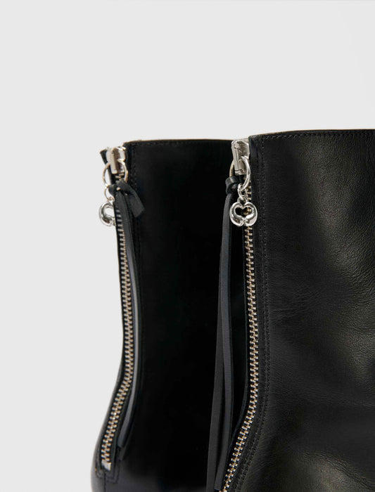 Leather ankle boots Black
