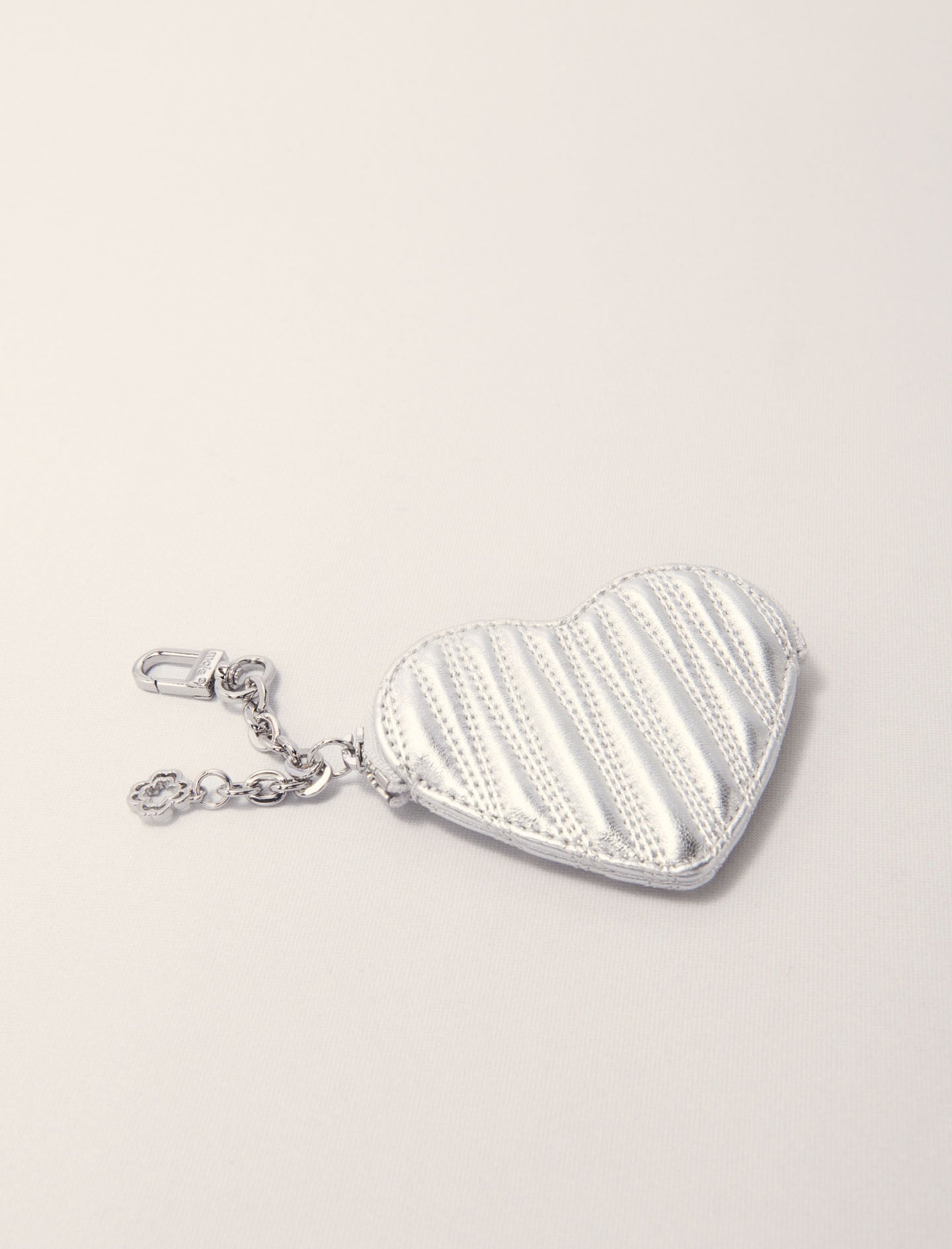 Silver-featured-Clover Purse