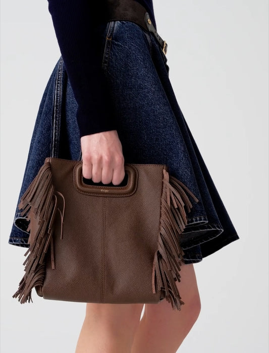 Grained leather M bag Brown
