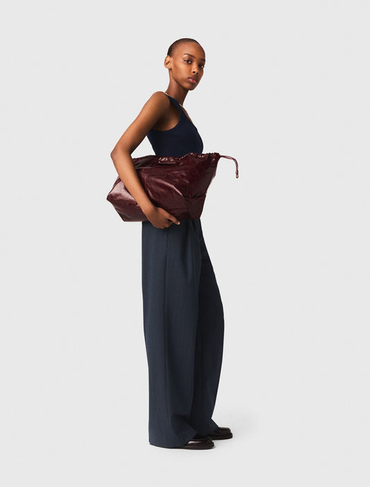 Crackled leather M Tote bag Burgundy