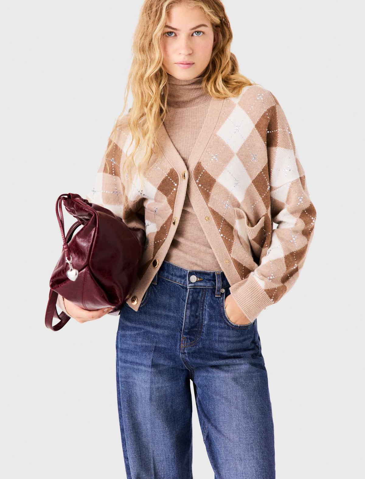 Argyle-patterned cardigan Beige