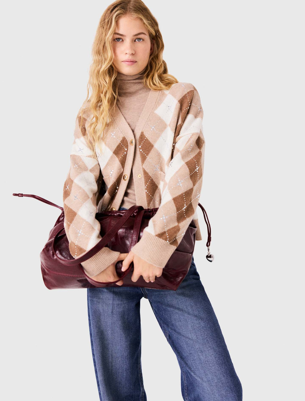 Argyle-patterned cardigan Beige