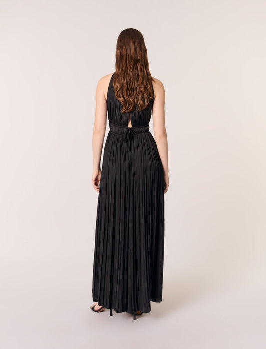 Black Pleated trouser suit