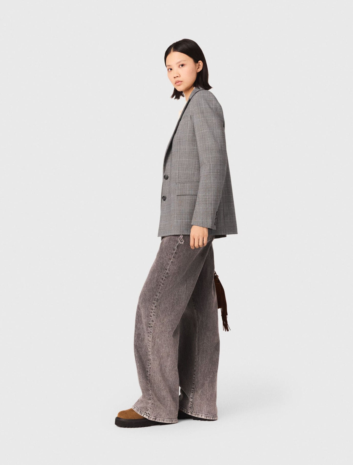 Wide-leg jeans with chain-link belt Grey