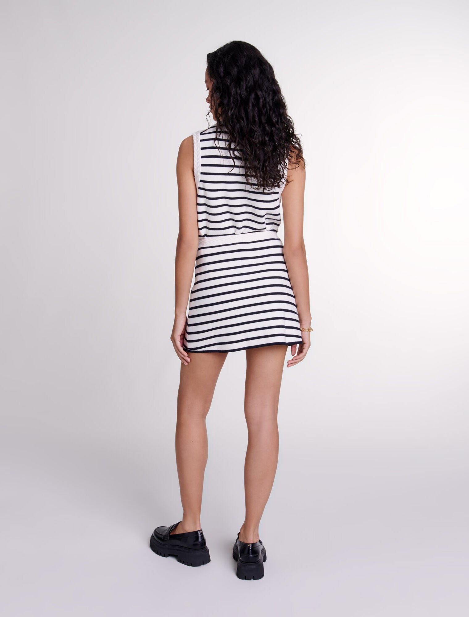 Navy / Ecru  -Short striped knit skirt