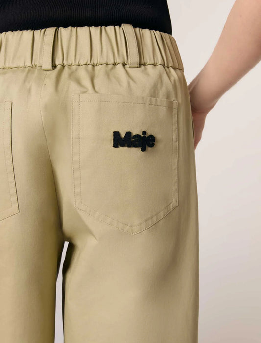 Khaki-Cargo Trousers