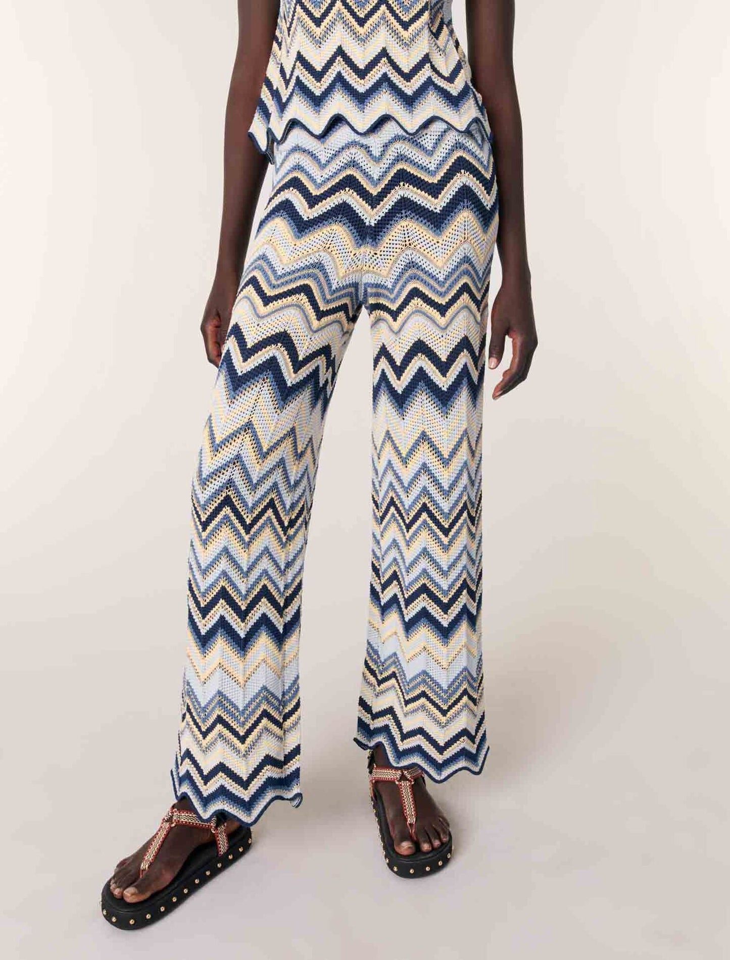 Blue/White-Crochet trousers