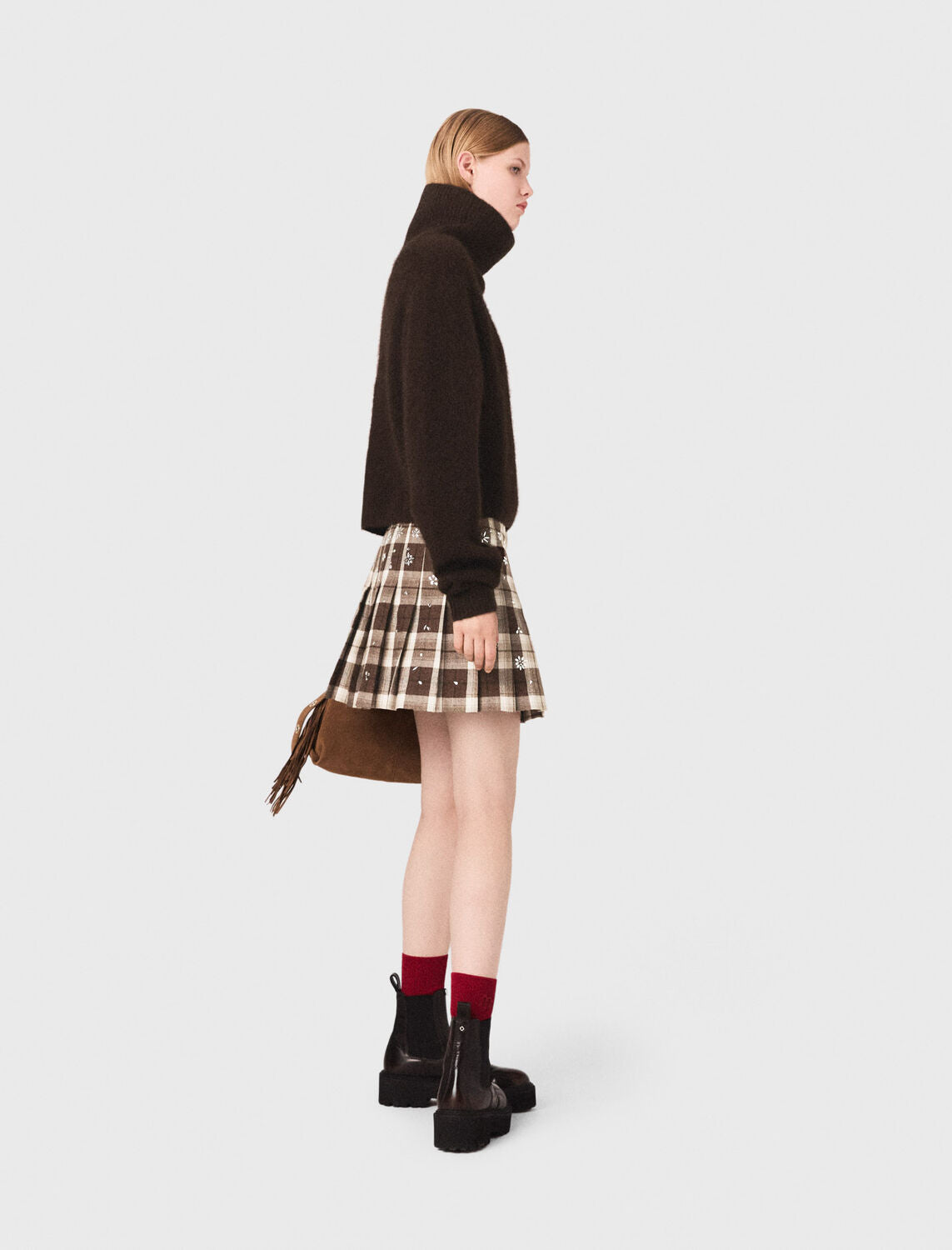mfppu00950 high neck yak jumper dark brown