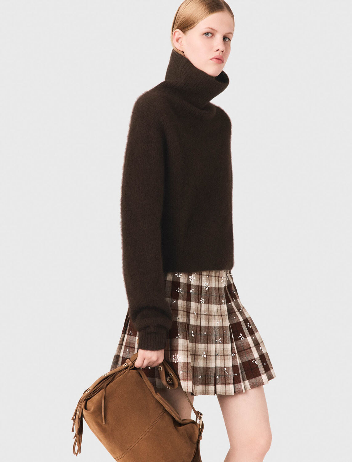 mfppu00950 high neck yak jumper dark brown