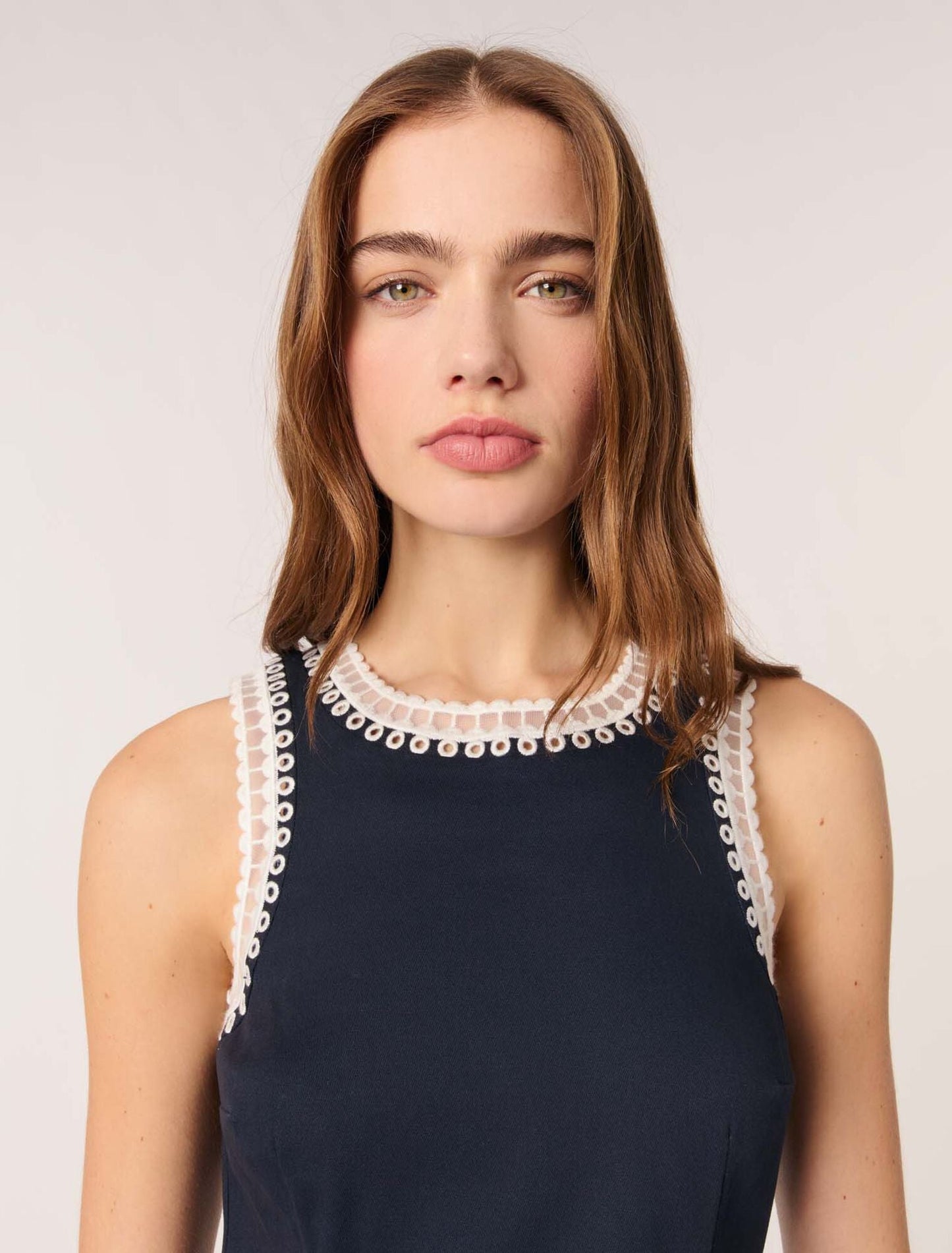 Navy-Short dress with crochet details