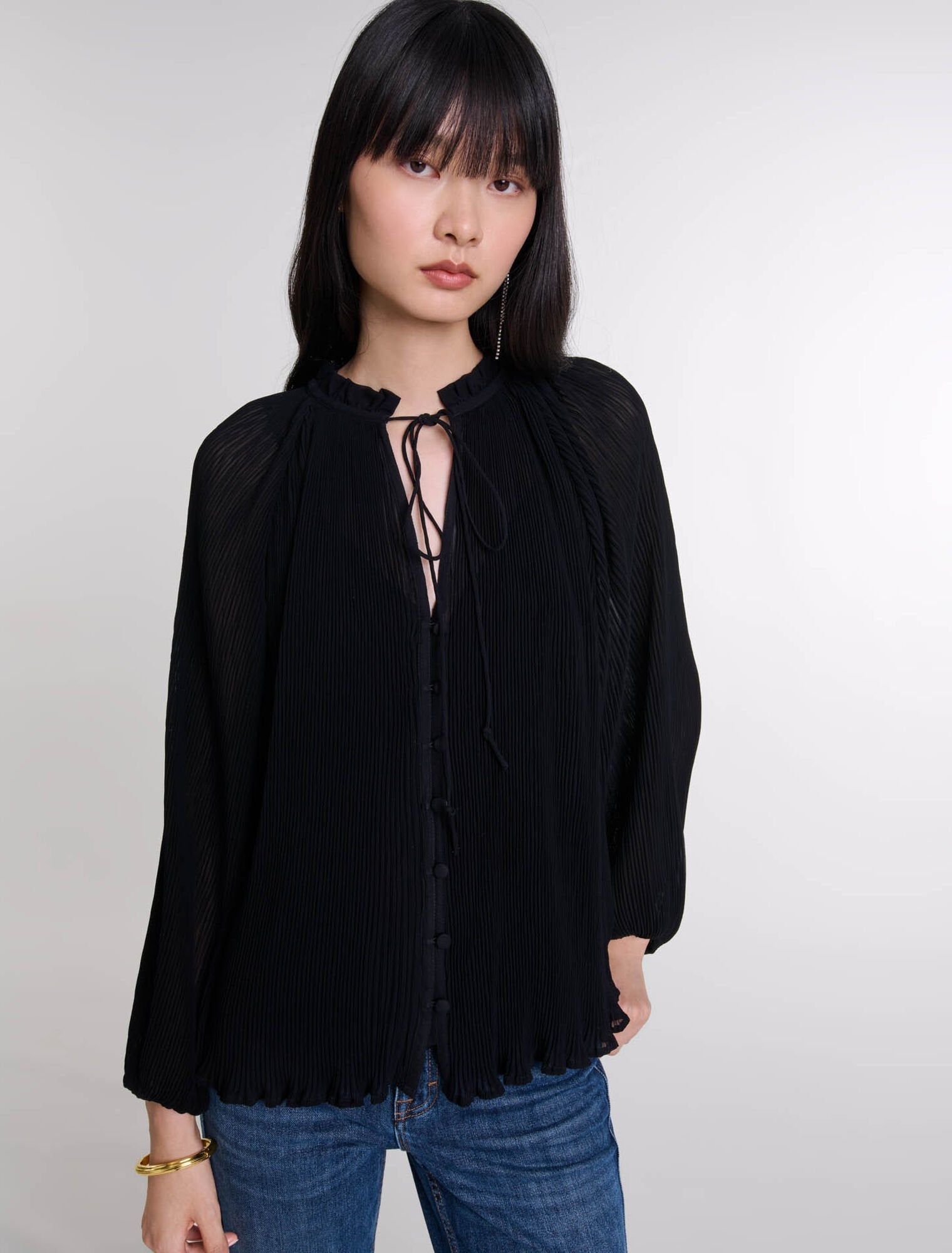 Black  -Pleated Shirt