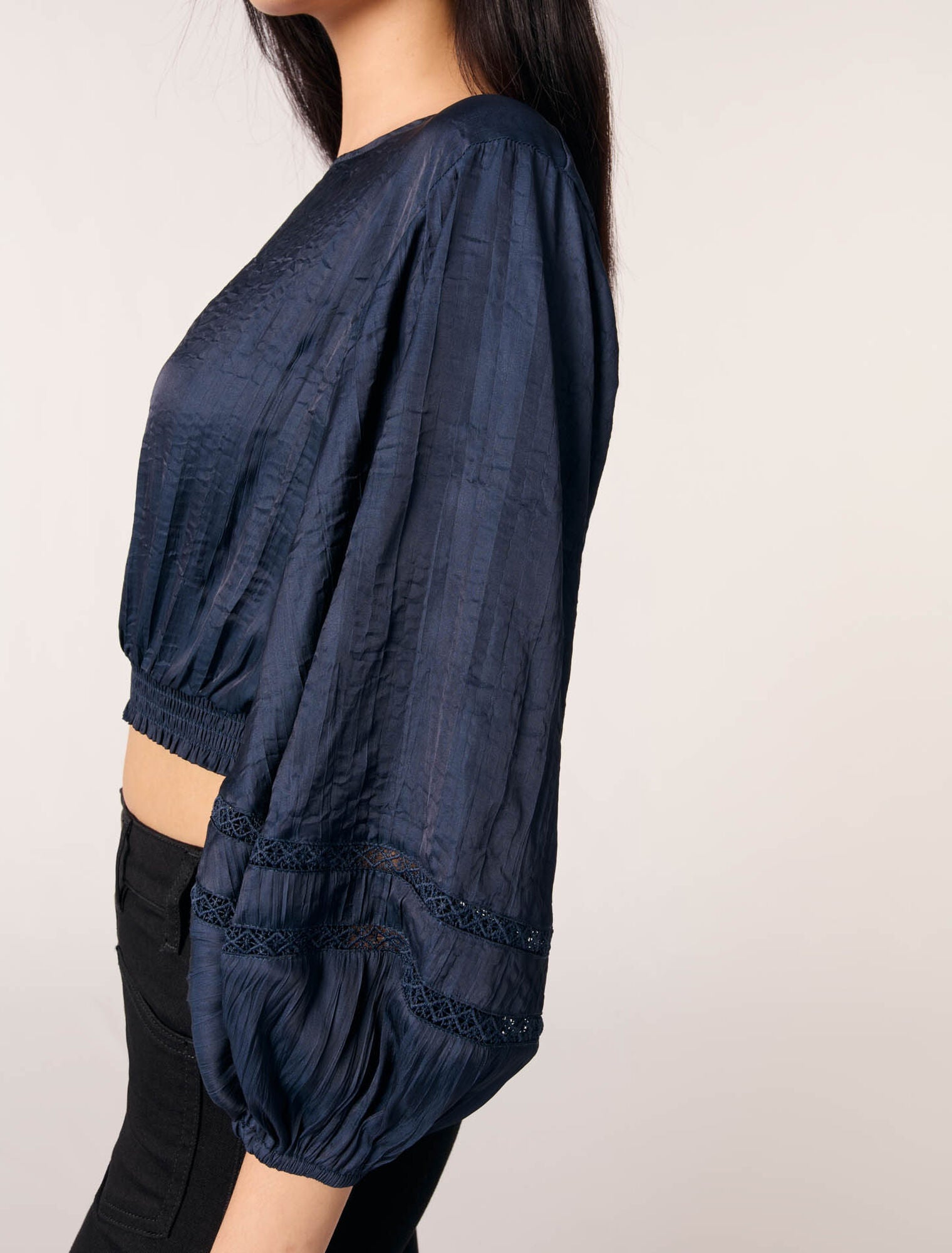 Navy-Satin-Look Short Top