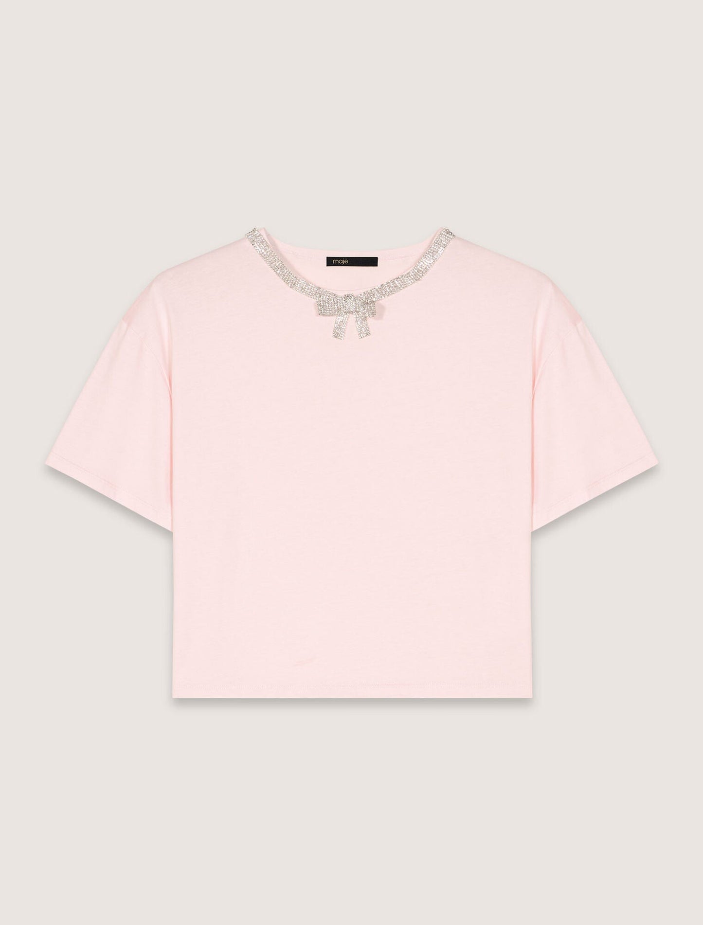 Pink T-shirt with jewellery neck