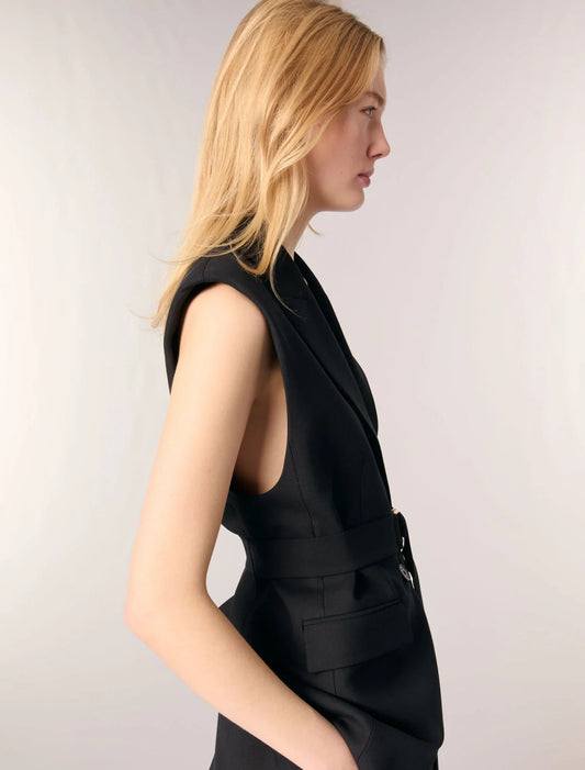 Black-Sleeveless suit jacket